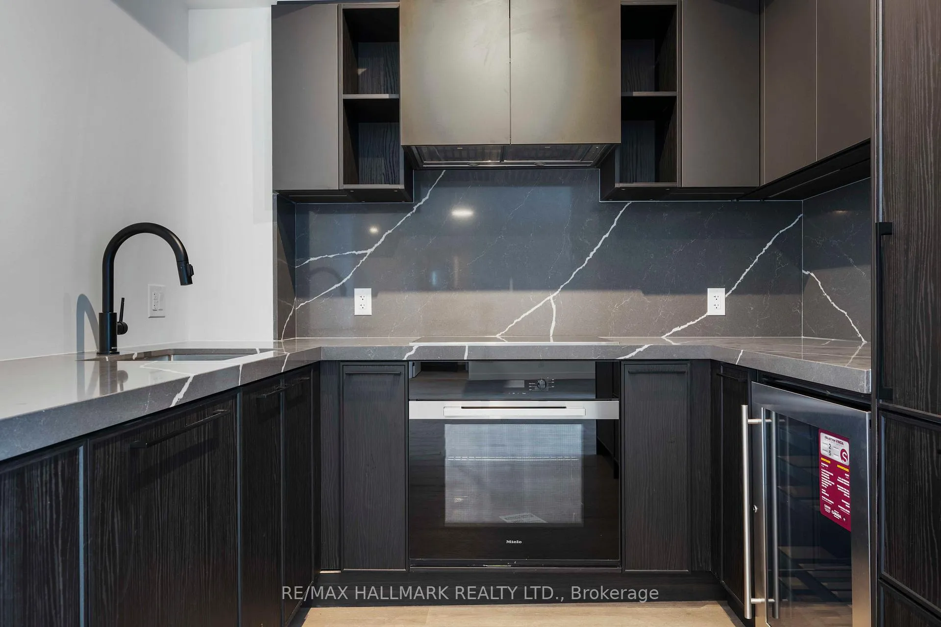 Photo 6 of Unit 1310, 1050 Eastern Avenue, Toronto, The Beaches — HOMEH