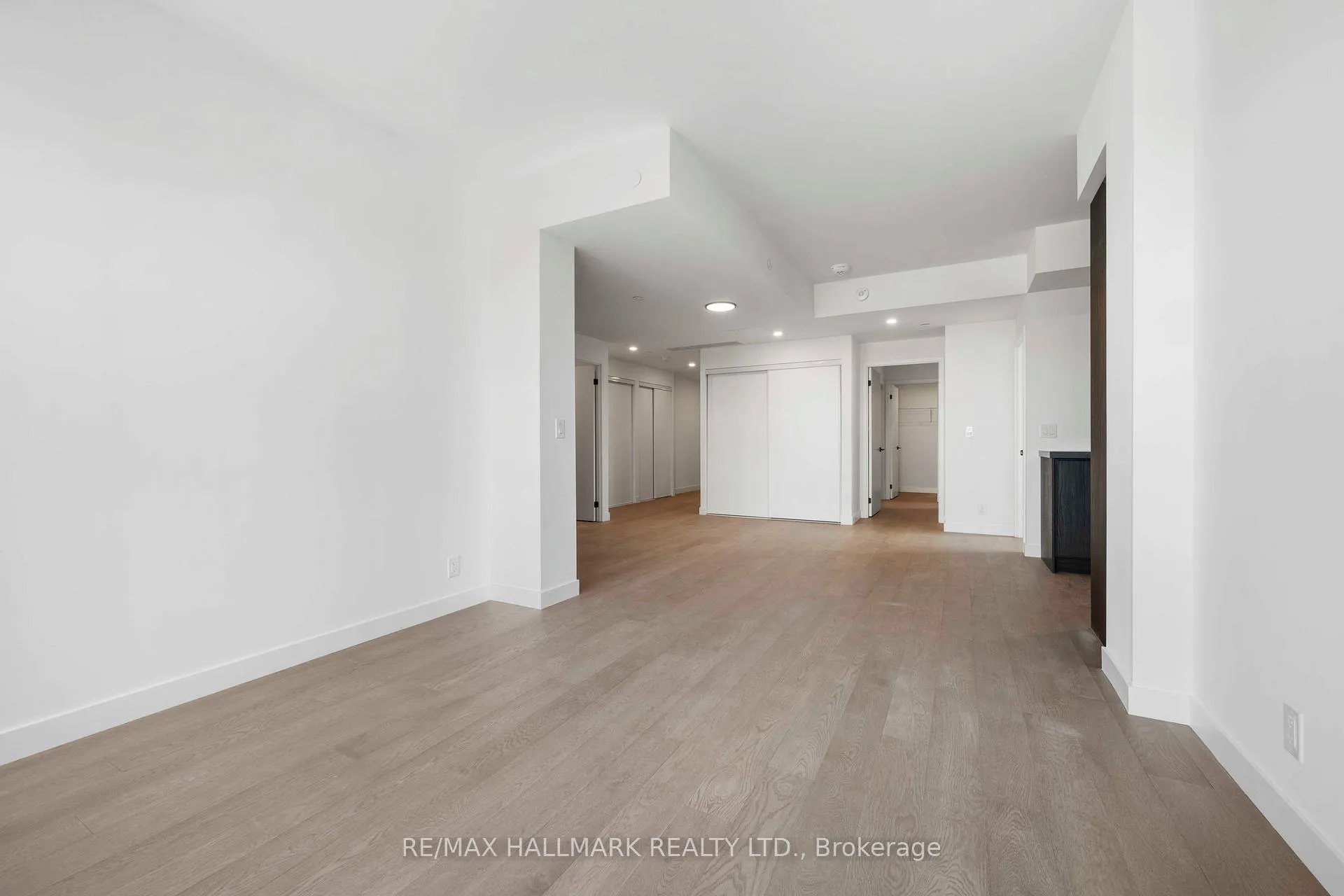 Photo 12 of Unit 1310, 1050 Eastern Avenue, Toronto, The Beaches — HOMEH