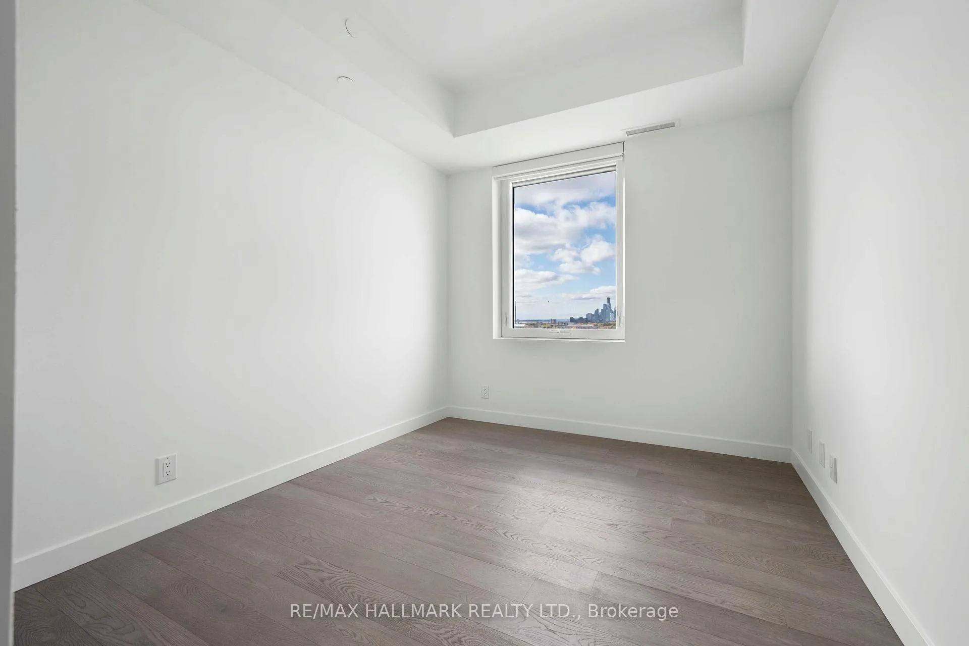 Photo 14 of Unit 1310, 1050 Eastern Avenue, Toronto, The Beaches — HOMEH