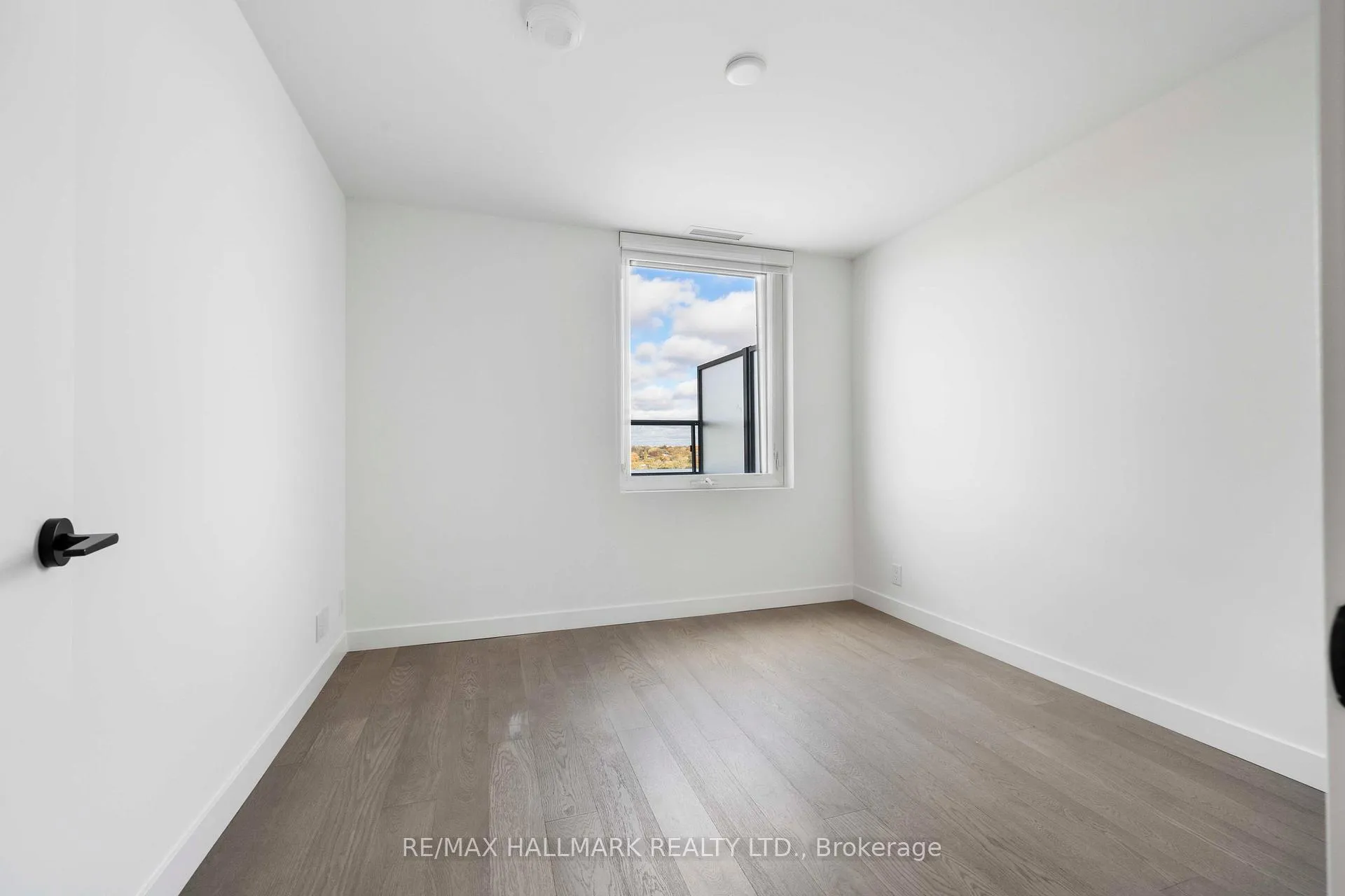 Photo 19 of Unit 1310, 1050 Eastern Avenue, Toronto, The Beaches — HOMEH