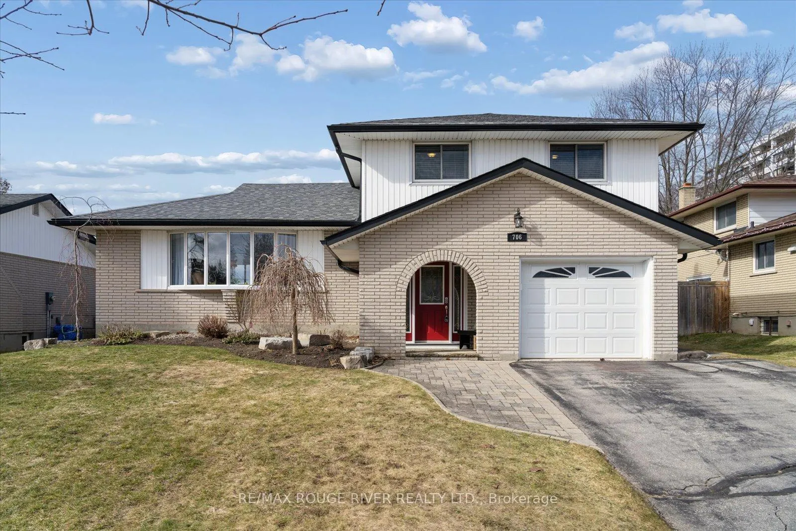 Front of 706 Fernhill Boulevard