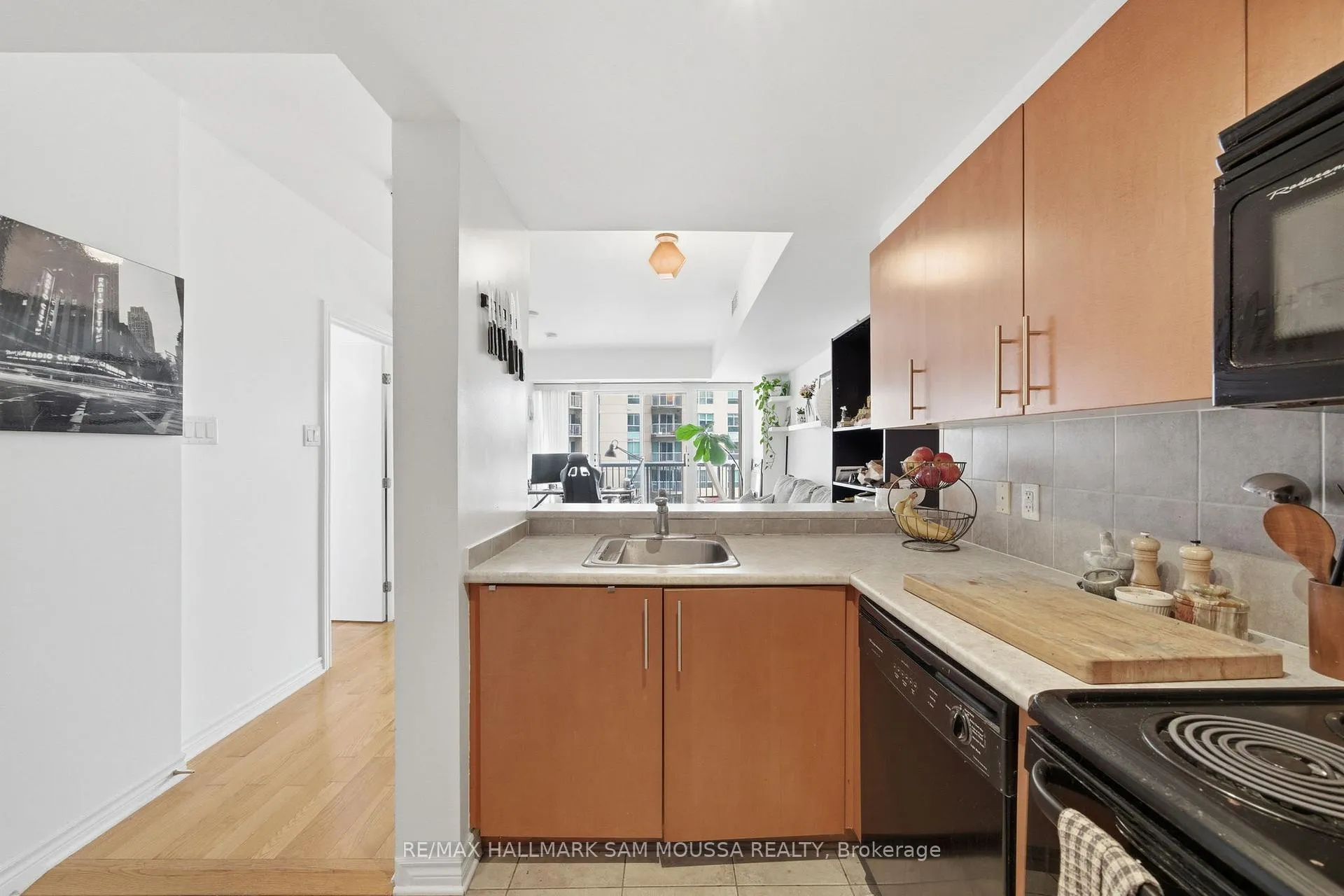 Photo 14 of Unit 1010, 200 Rideau Street, Ottawa, Sandy Hill — HOMEH