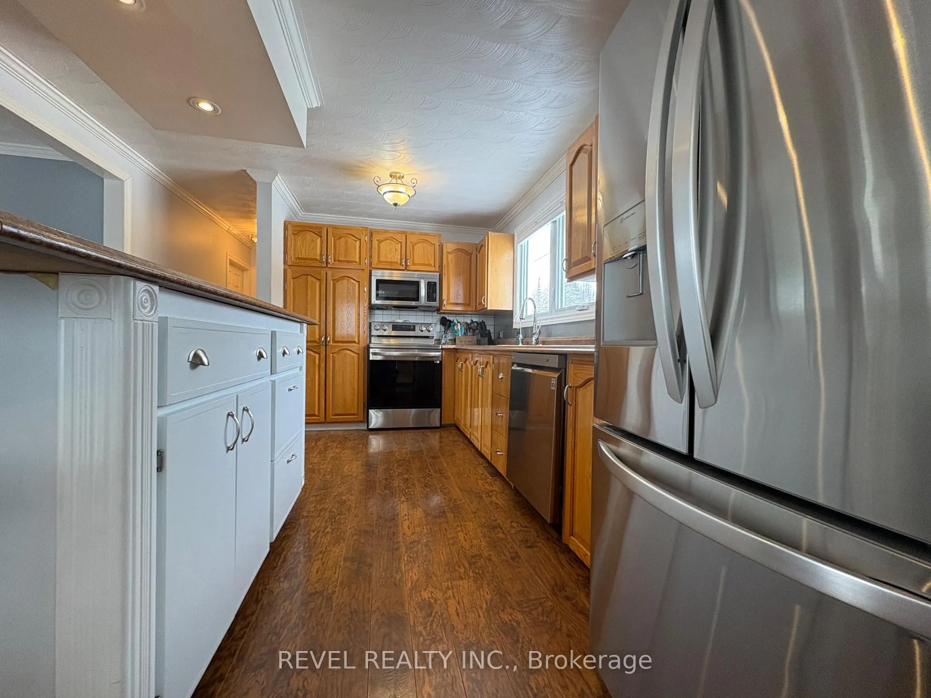 Photo 11 of 701 Highway 652, Cochrane — HOMEH