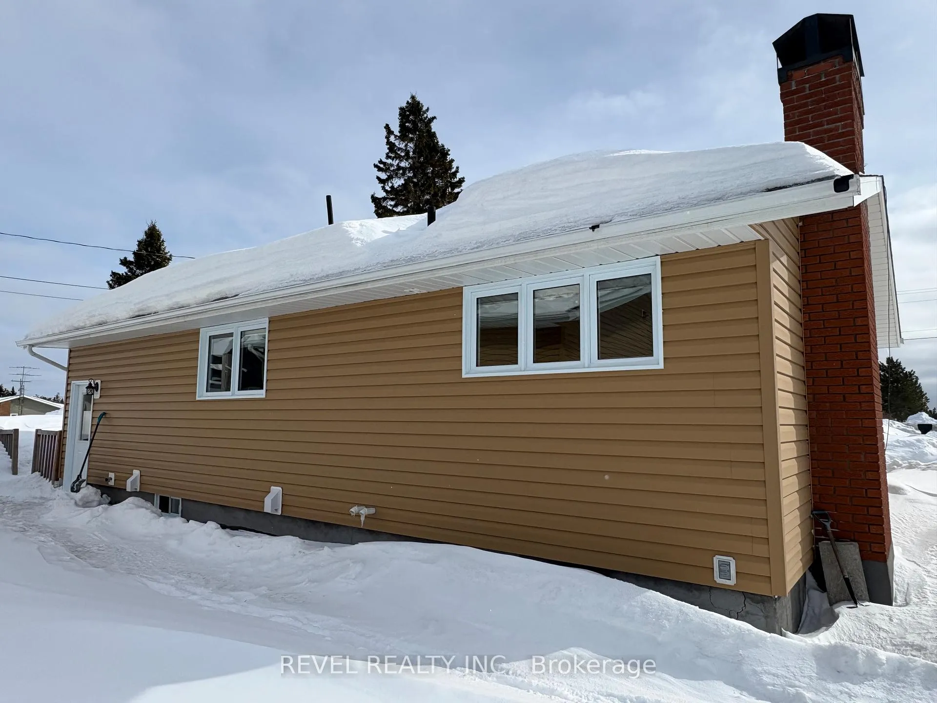 Photo 55 of 701 Highway 652, Cochrane — HOMEH