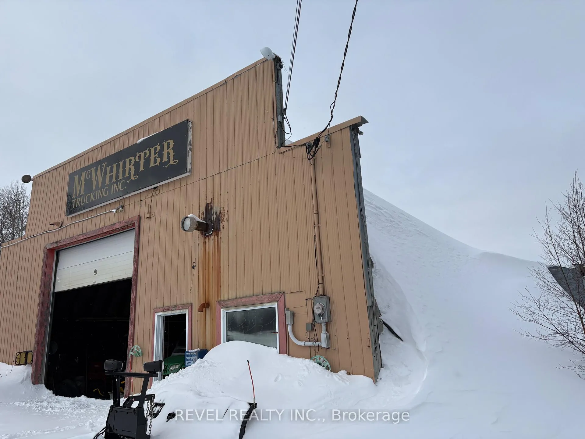 Photo 57 of 701 Highway 652, Cochrane — HOMEH