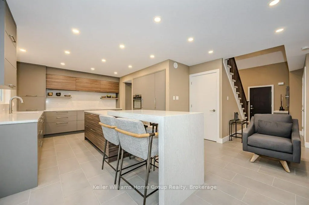 Photo 11 of 6 Cummings Court, Guelph, Pineridge/Westminster Woods — HOMEH
