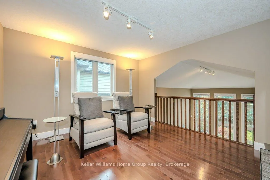 Photo 17 of 6 Cummings Court, Guelph, Pineridge/Westminster Woods — HOMEH
