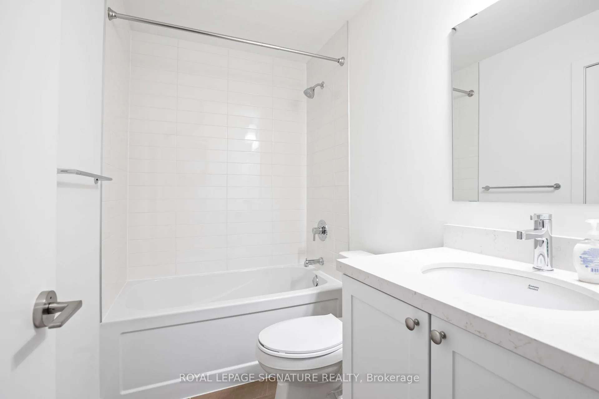 Photo 16 of Unit 530, 51 Clarington Boulevard, Clarington, Bowmanville — HOMEH