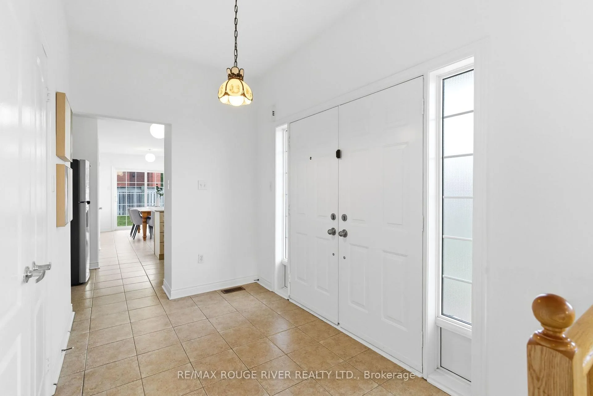 Photo 3 of 36 Tormina Boulevard, Whitby, Taunton North — HOMEH