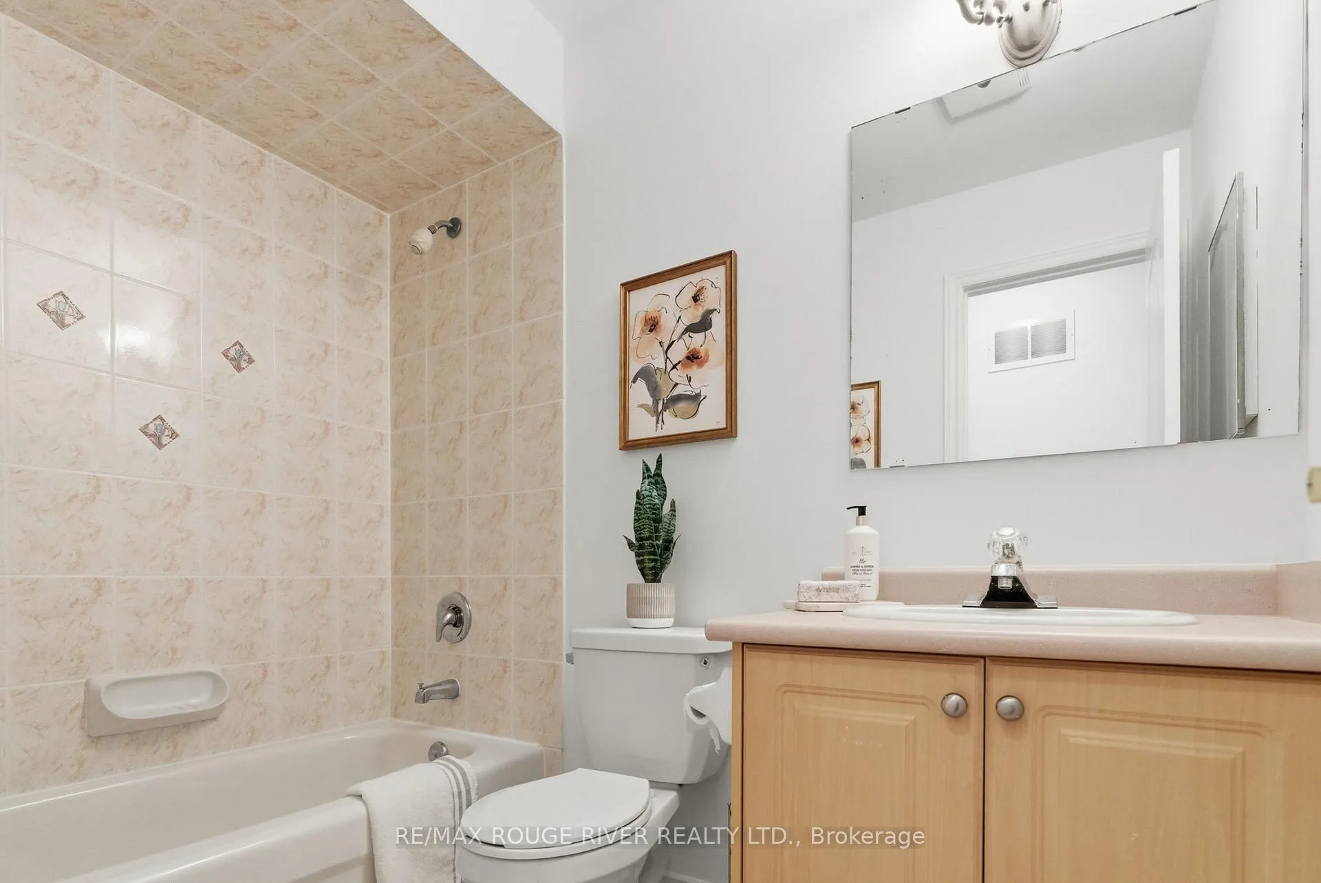 Photo 29 of 36 Tormina Boulevard, Whitby, Taunton North — HOMEH