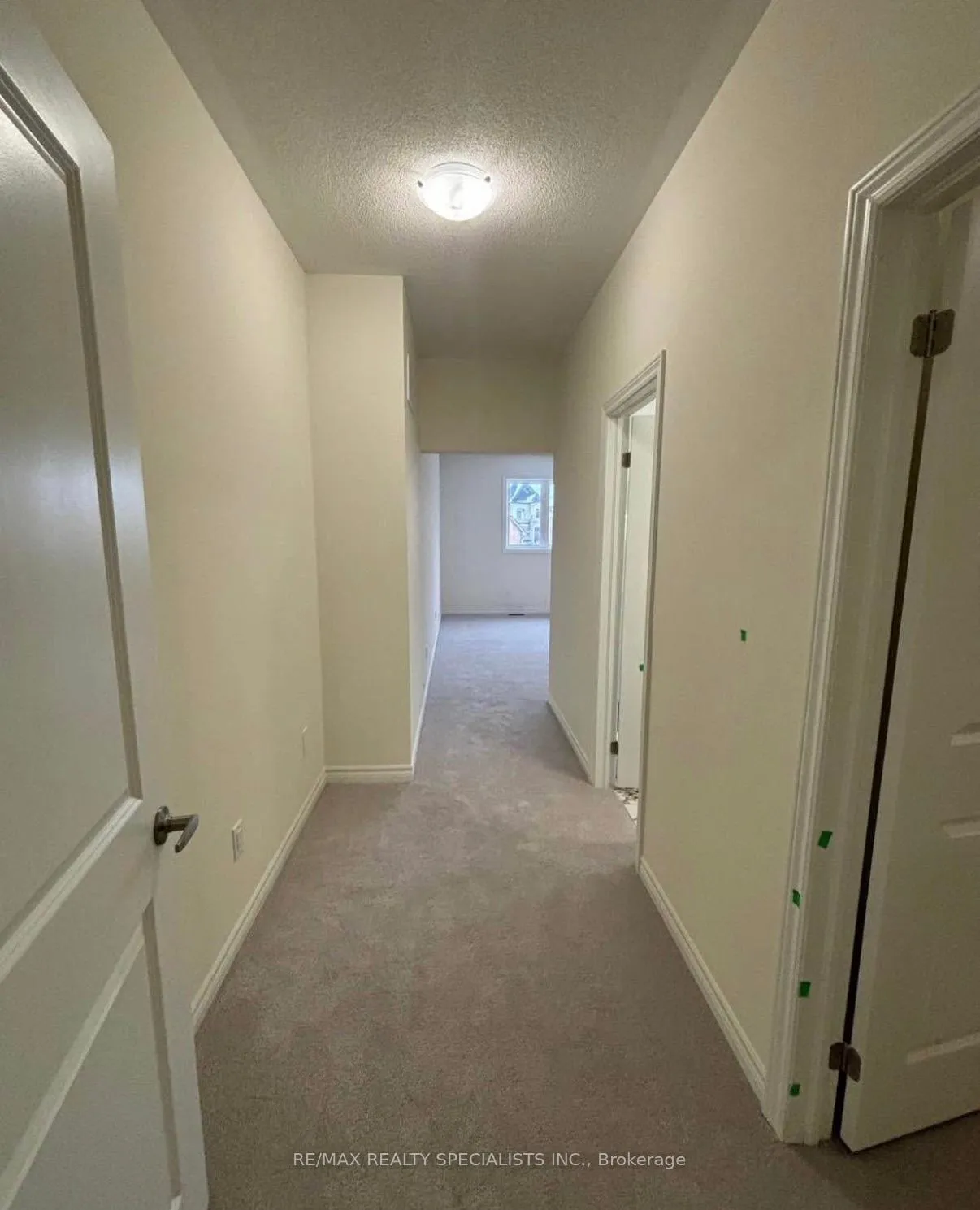 Photo 5 of 24 Ahchie Court N, Vaughan, Patterson — HOMEH