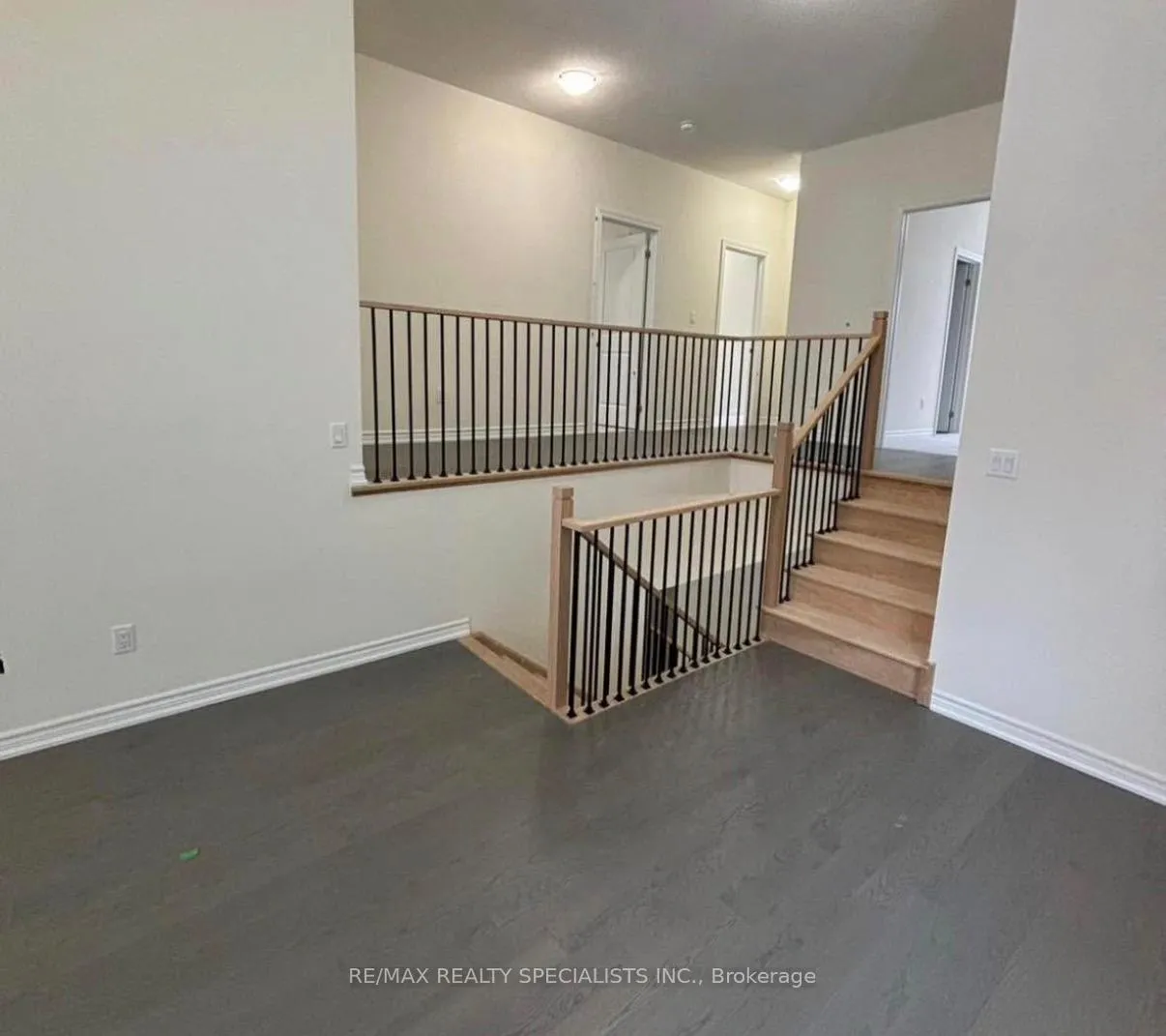 Photo 9 of 24 Ahchie Court N, Vaughan, Patterson — HOMEH
