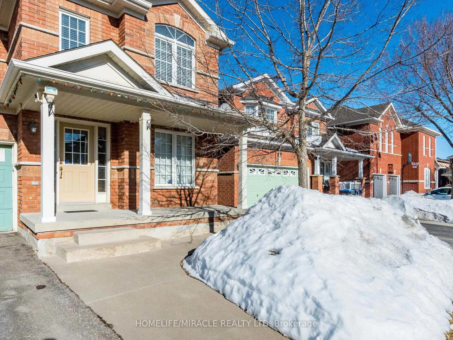 Photo 2 of 5 Sams Crescent, Brampton, Fletcher's Meadow — HOMEH