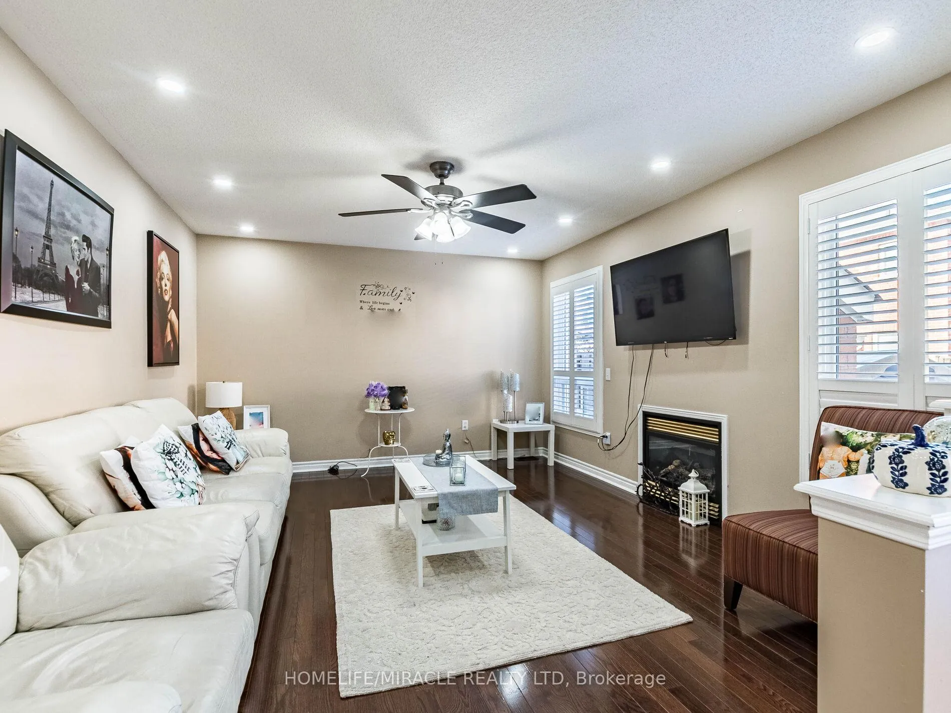 Photo 11 of 5 Sams Crescent, Brampton, Fletcher's Meadow — HOMEH