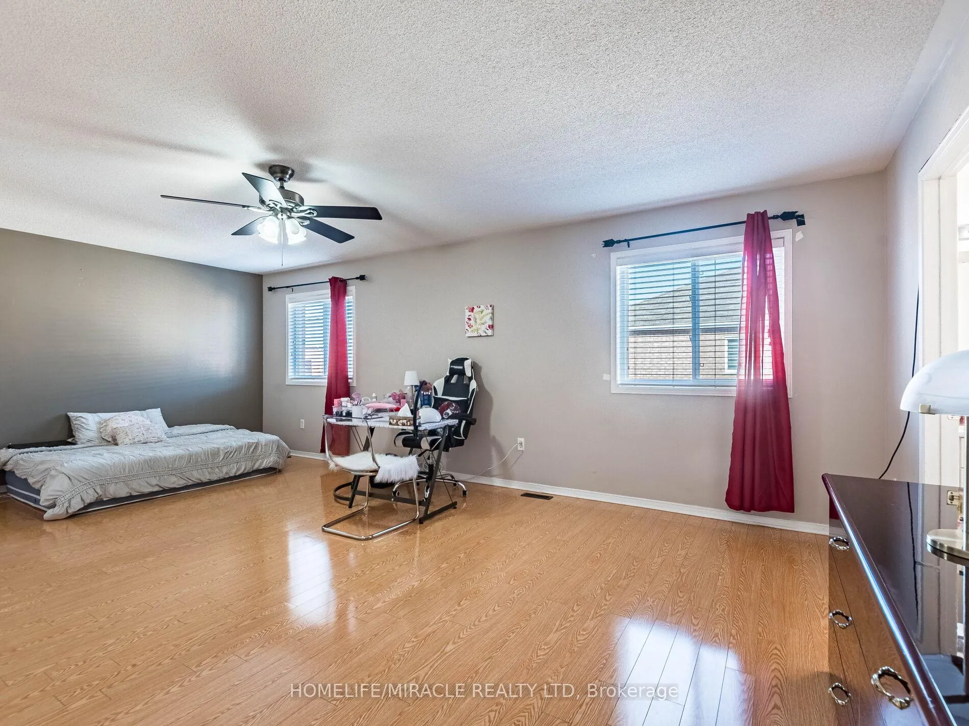 Photo 27 of 5 Sams Crescent, Brampton, Fletcher's Meadow — HOMEH