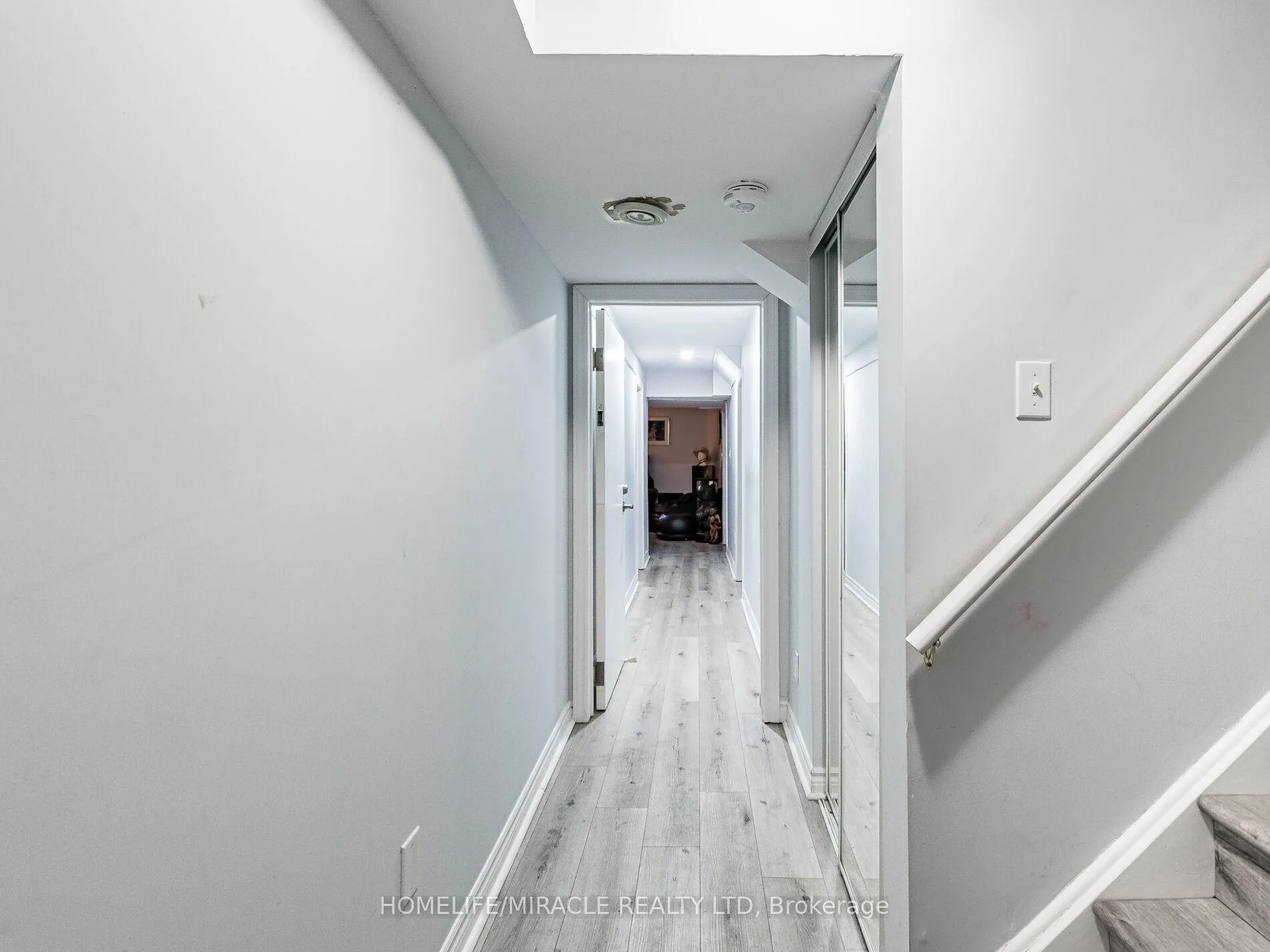 Photo 35 of 5 Sams Crescent, Brampton, Fletcher's Meadow — HOMEH
