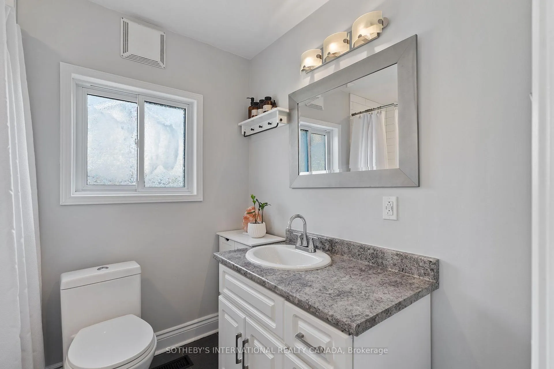 Photo 13 of 287 King Street W, Hamilton, Dundas — HOMEH