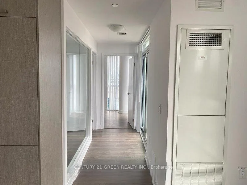 Photo 3 of Unit 609, 60 Honeycrisp Crescent, Vaughan, Vaughan Corporate Centre — HOMEH