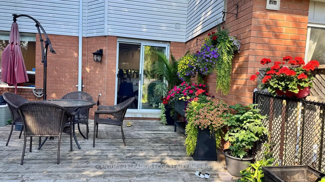 Photo 20 of 48 Jays Drive, Whitby, Williamsburg — HOMEH