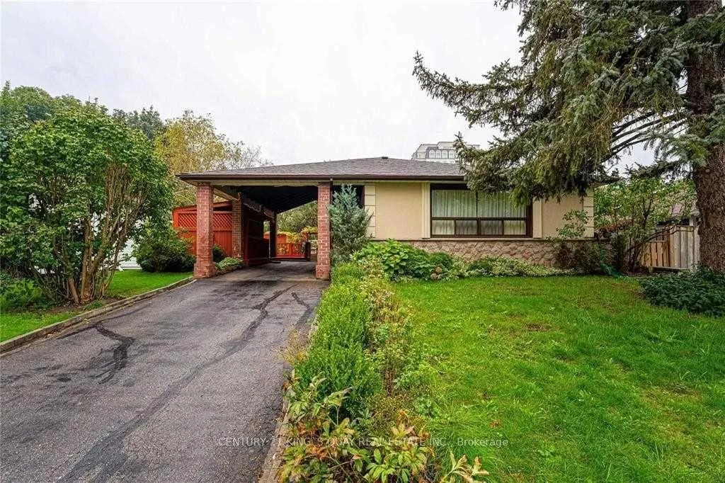 Photo 1 of 7 Ennismore Place, North York, Don Valley Village — HOMEH