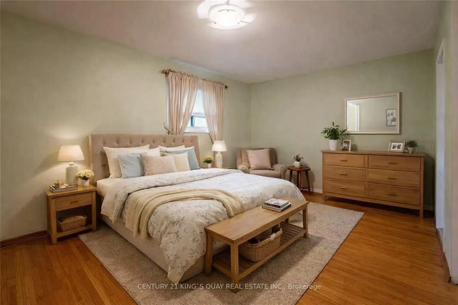 Photo 11 of 7 Ennismore Place, North York, Don Valley Village — HOMEH