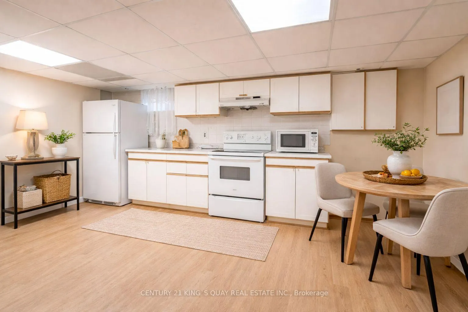 Photo 16 of 7 Ennismore Place, North York, Don Valley Village — HOMEH