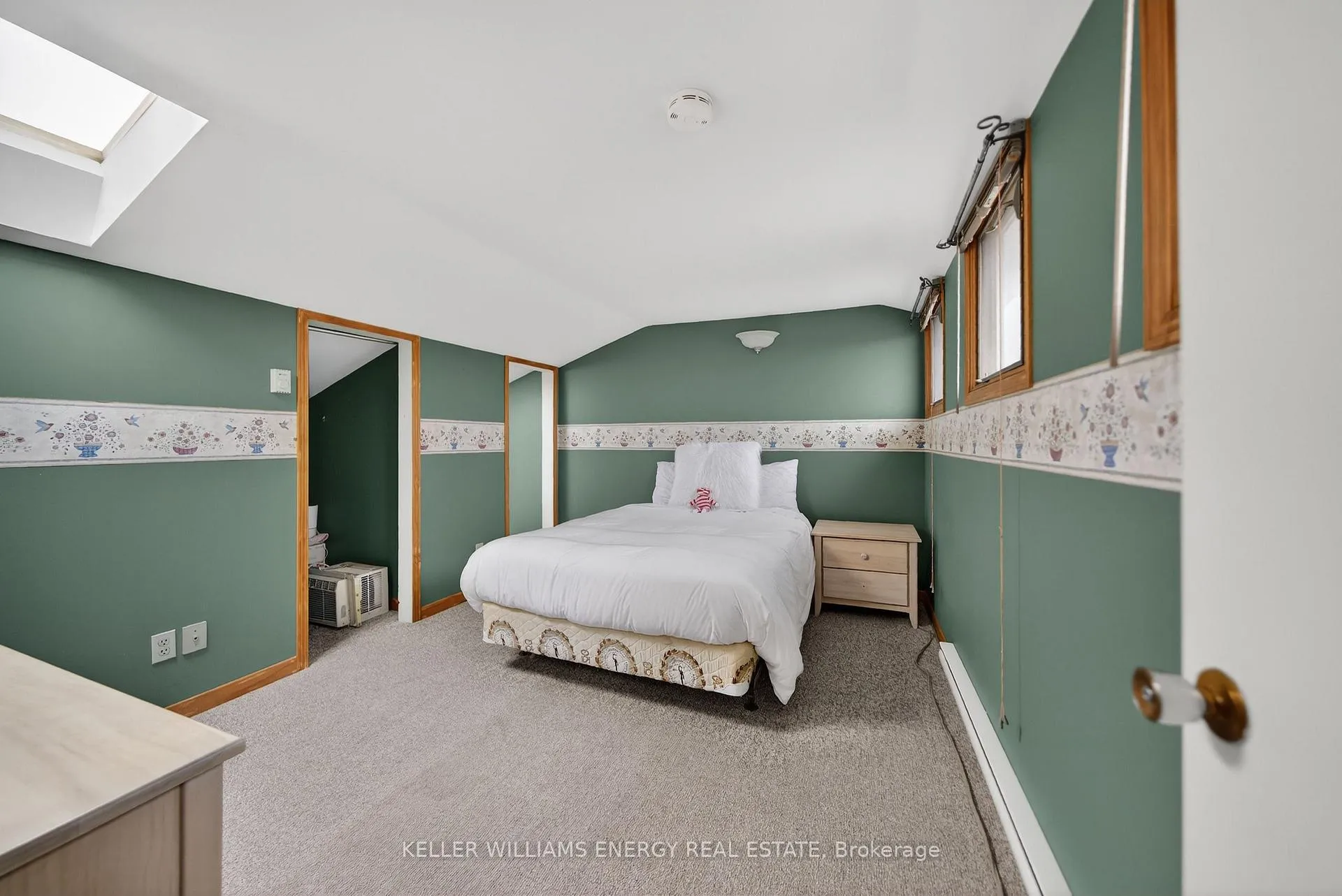 Photo 29 of 4 Mary Avenue, Prince Edward County, Wellington Ward — HOMEH
