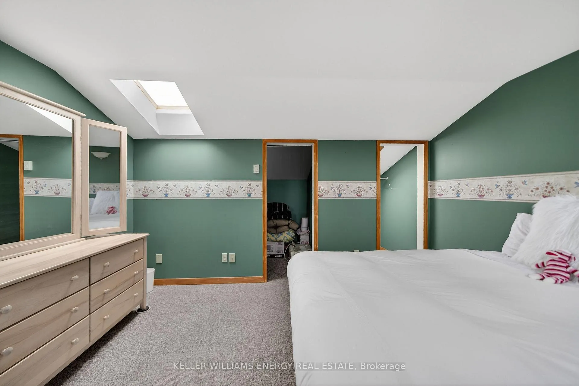 Photo 30 of 4 Mary Avenue, Prince Edward County, Wellington Ward — HOMEH