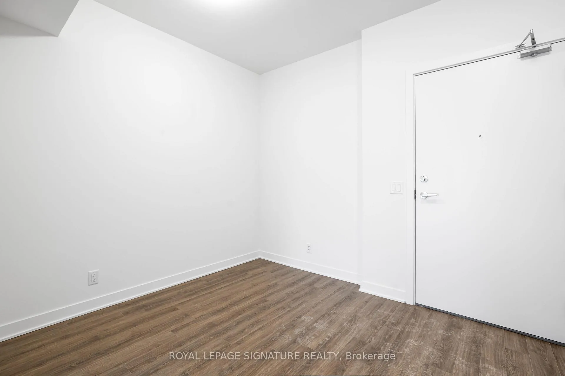 Photo 2 of Unit 512, 51 Clarington Boulevard, Clarington, Bowmanville — HOMEH