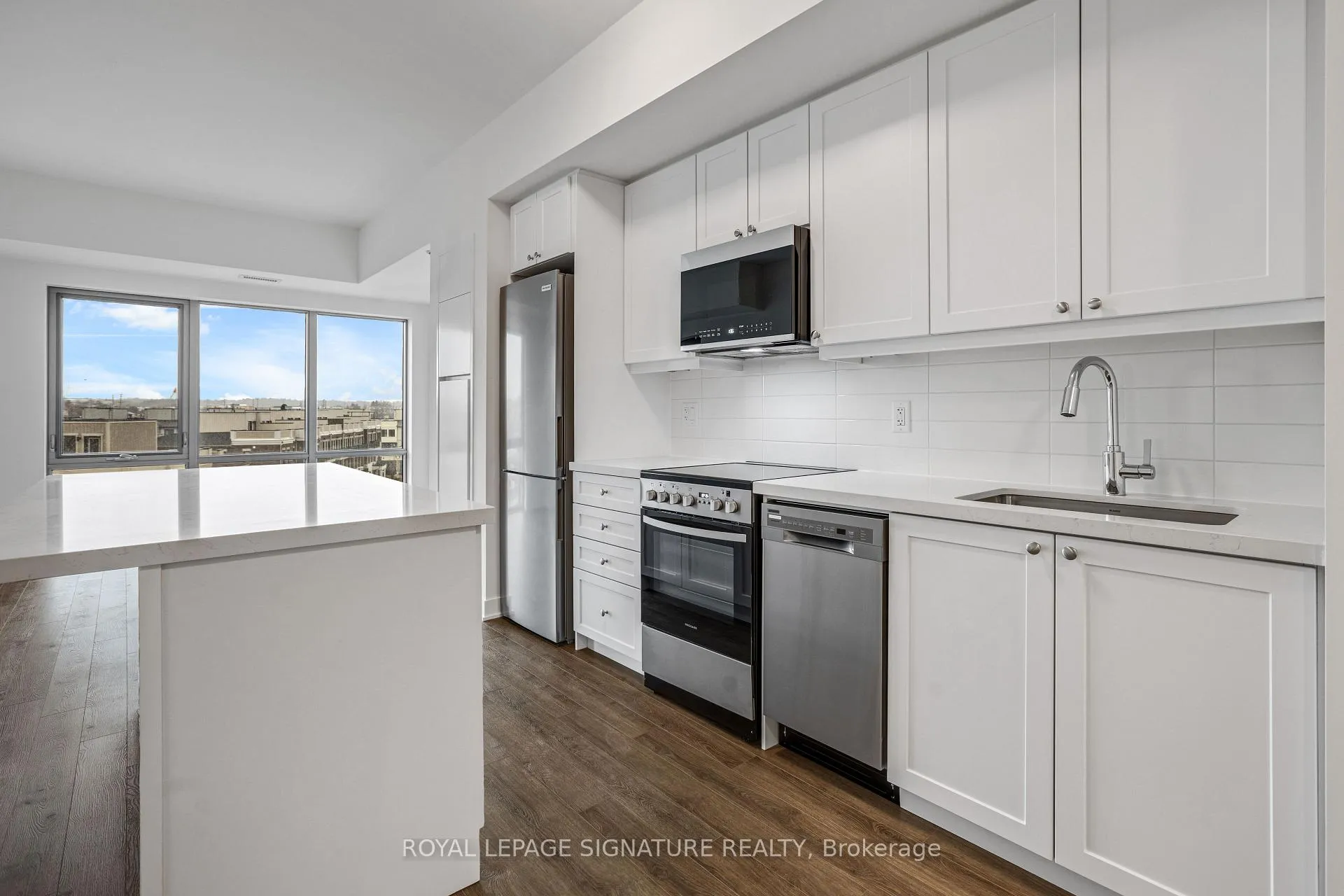 Photo 5 of Unit 512, 51 Clarington Boulevard, Clarington, Bowmanville — HOMEH