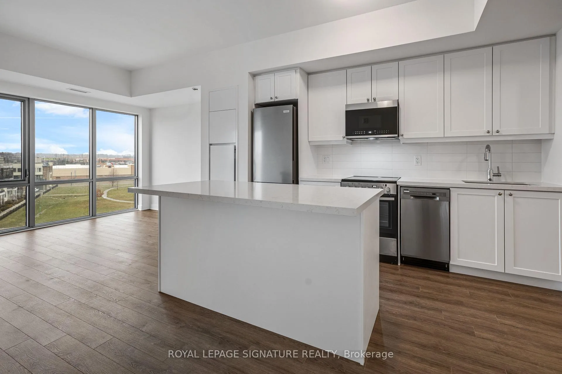 Photo 7 of Unit 512, 51 Clarington Boulevard, Clarington, Bowmanville — HOMEH