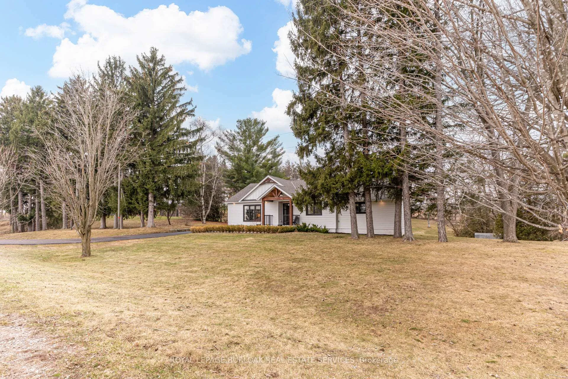 Photo 2 of 311 St George Road, Brant, South Dumfries — HOMEH