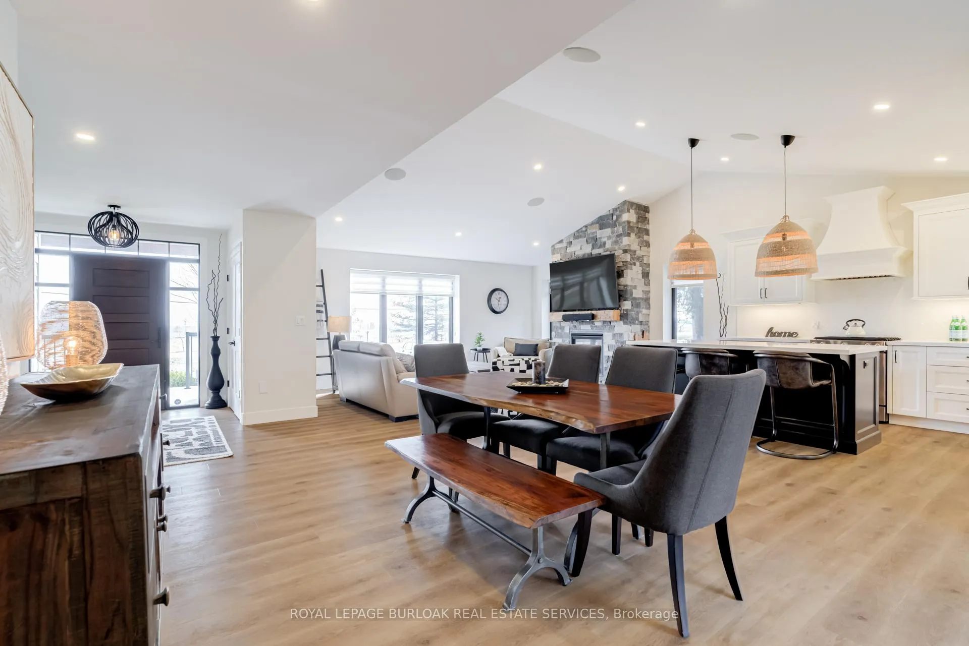 Photo 8 of 311 St George Road, Brant, South Dumfries — HOMEH