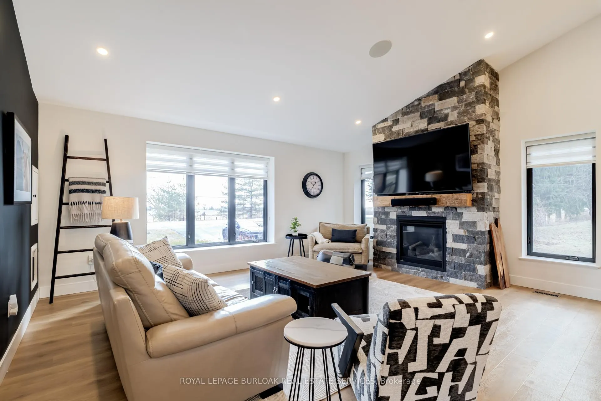 Photo 13 of 311 St George Road, Brant, South Dumfries — HOMEH