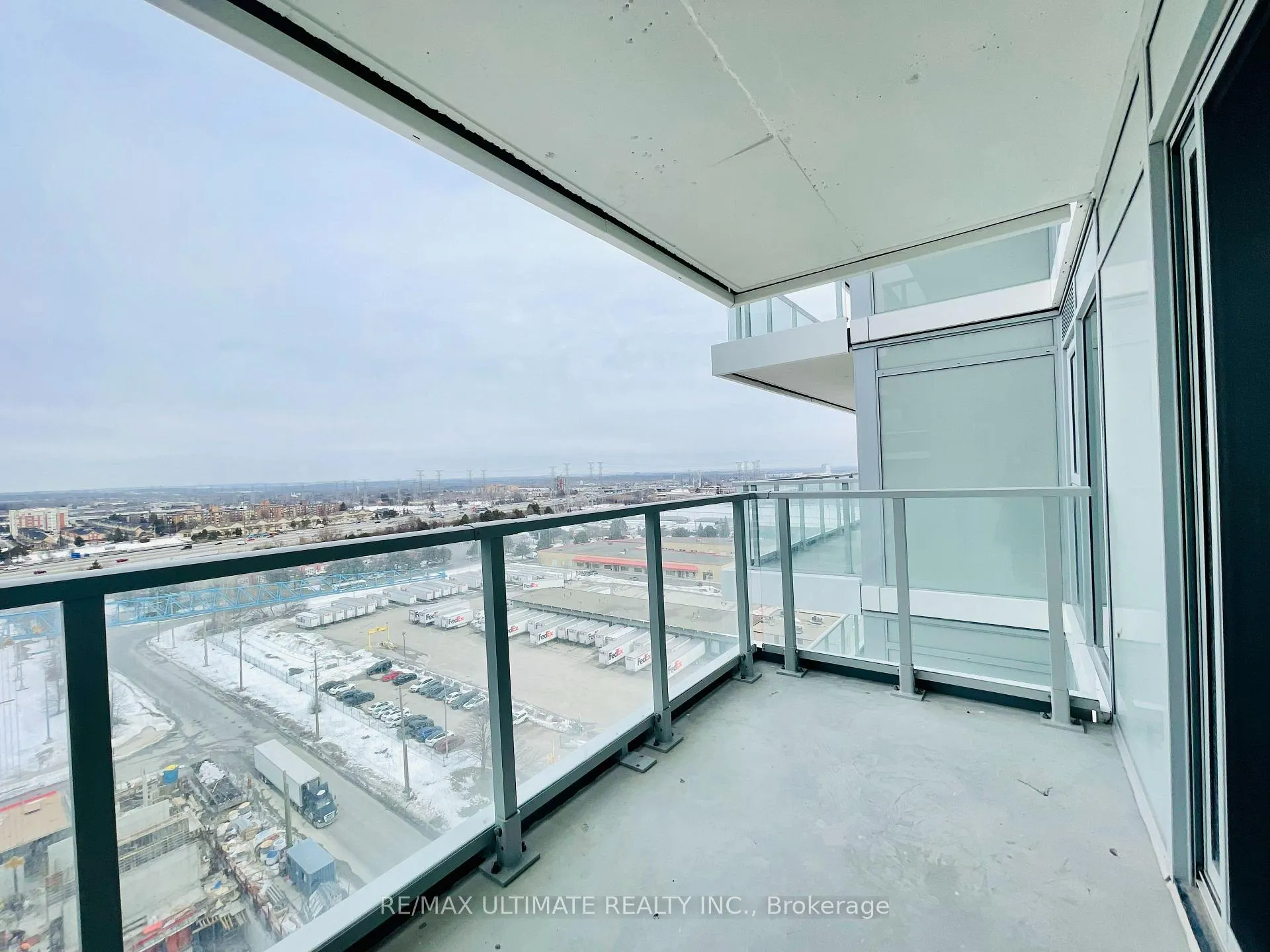 Photo 12 of Unit 1401, 1010 Sandy Beach Road, Pickering, Bay Ridges — HOMEH