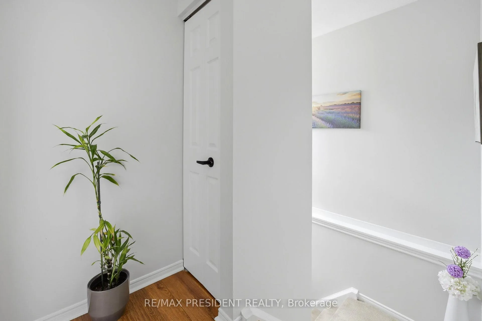 Photo 17 of 199 Bush Clover Crescent, Kitchener — HOMEH