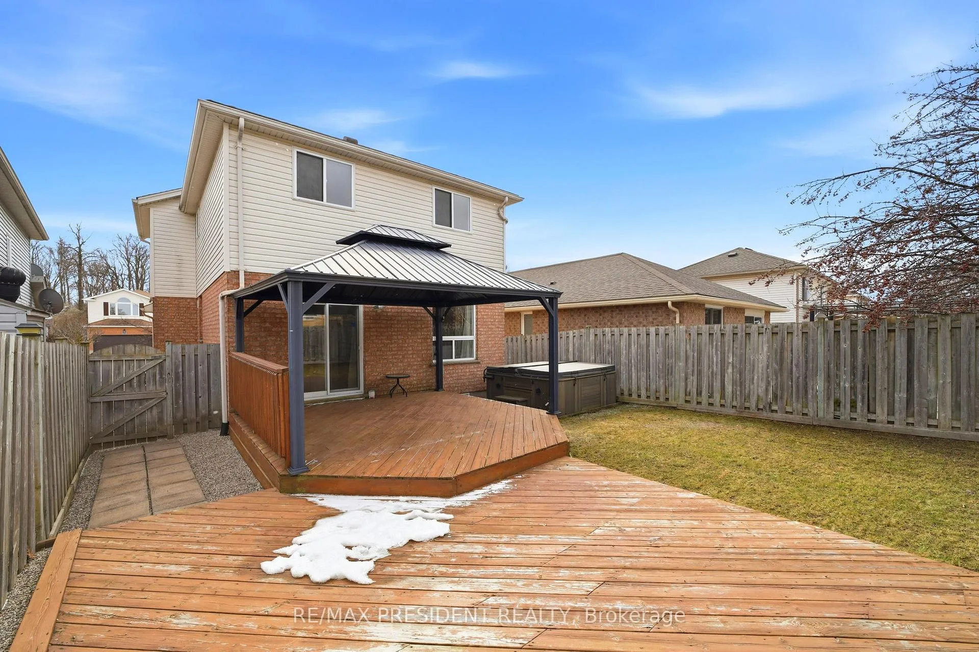 Photo 37 of 199 Bush Clover Crescent, Kitchener — HOMEH