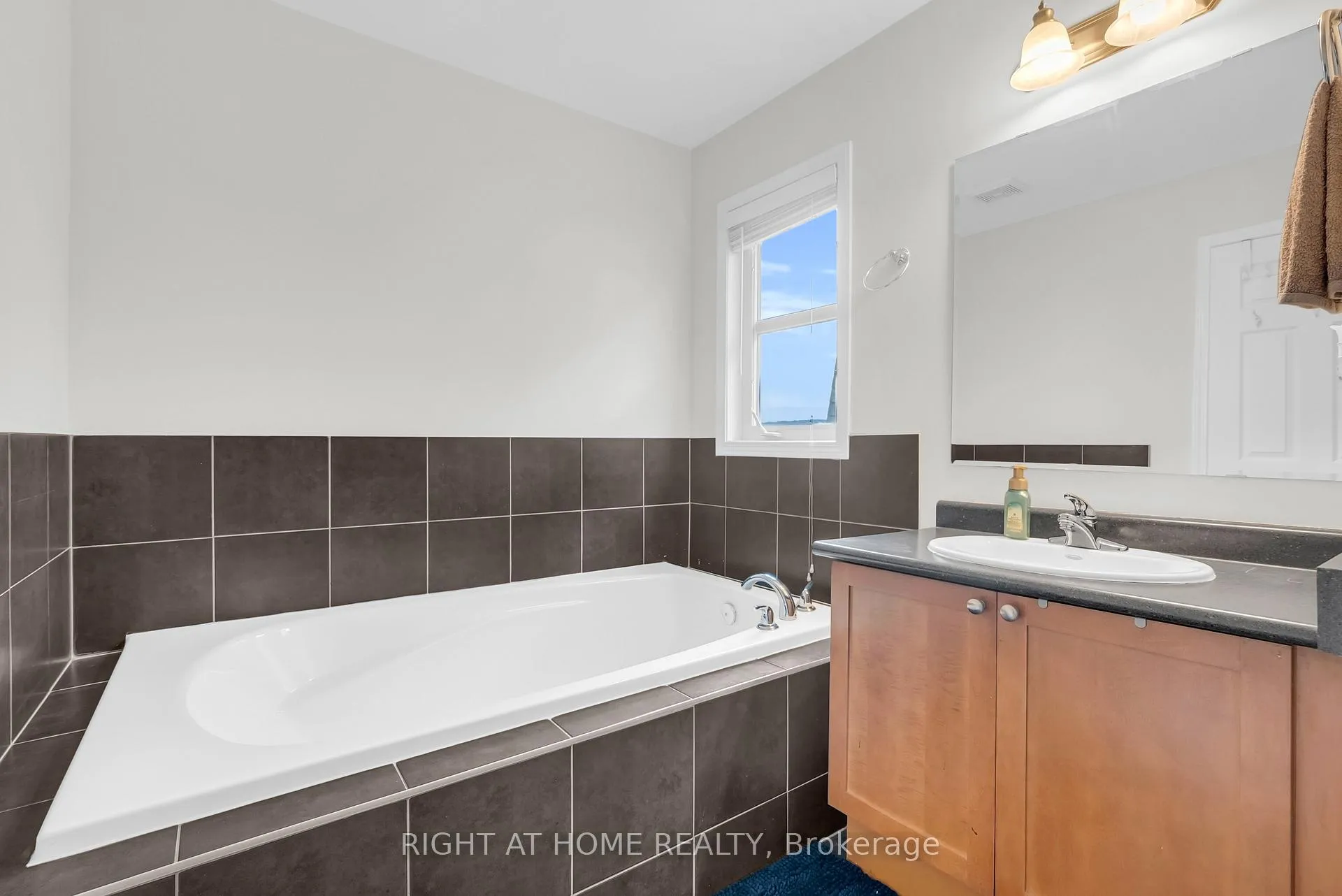 Photo 33 of 656 Scott Boulevard, Milton, Harrison — HOMEH