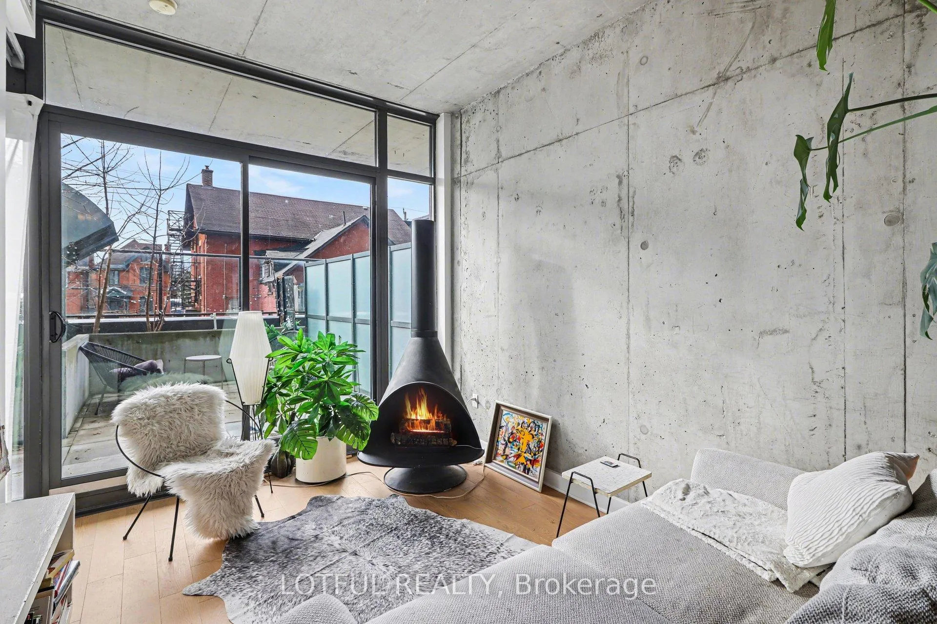 Photo 7 of Unit 201, 224 Lyon Street N, Ottawa, Ottawa Centre — HOMEH