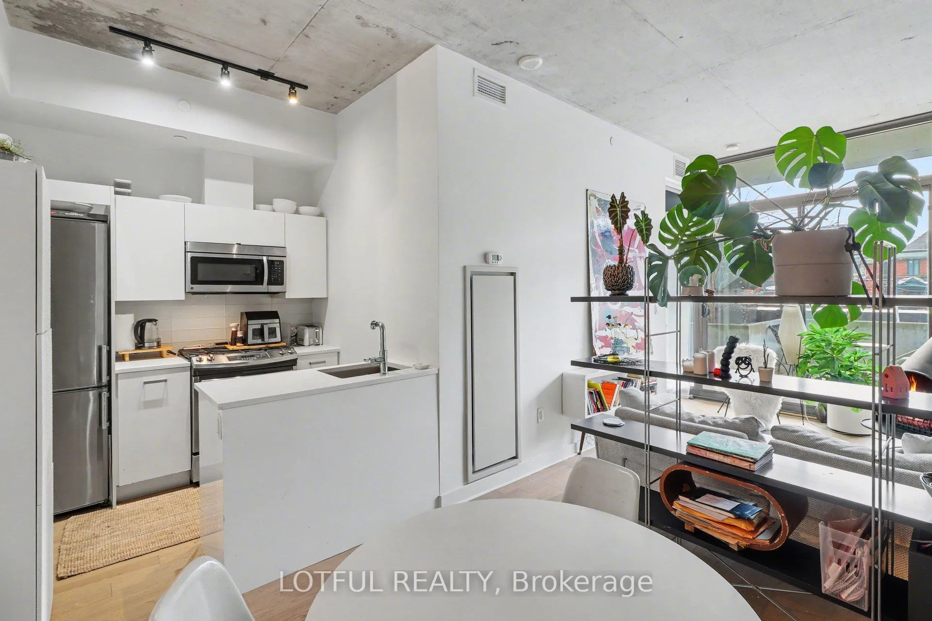 Photo 12 of Unit 201, 224 Lyon Street N, Ottawa, Ottawa Centre — HOMEH