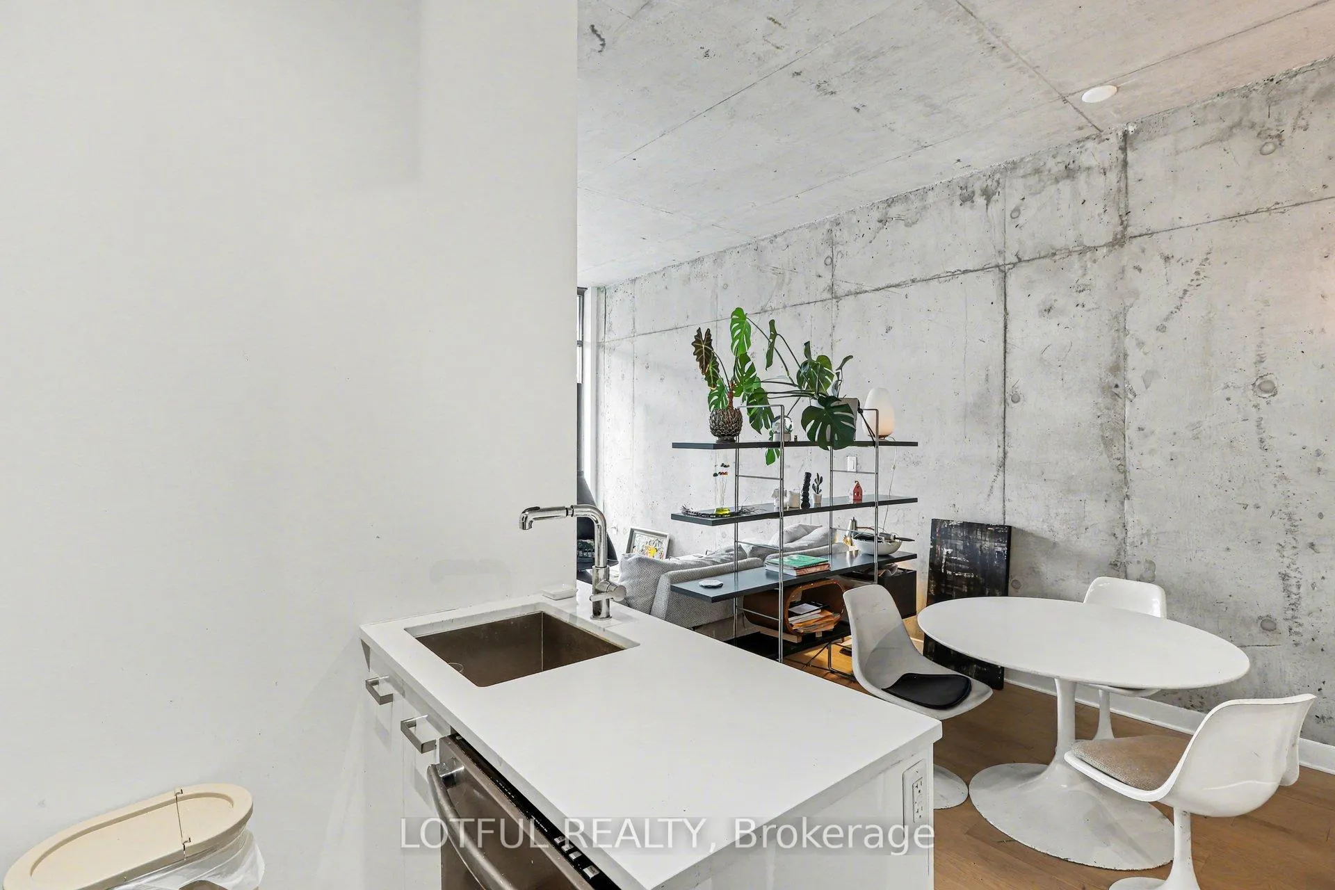 Photo 14 of Unit 201, 224 Lyon Street N, Ottawa, Ottawa Centre — HOMEH