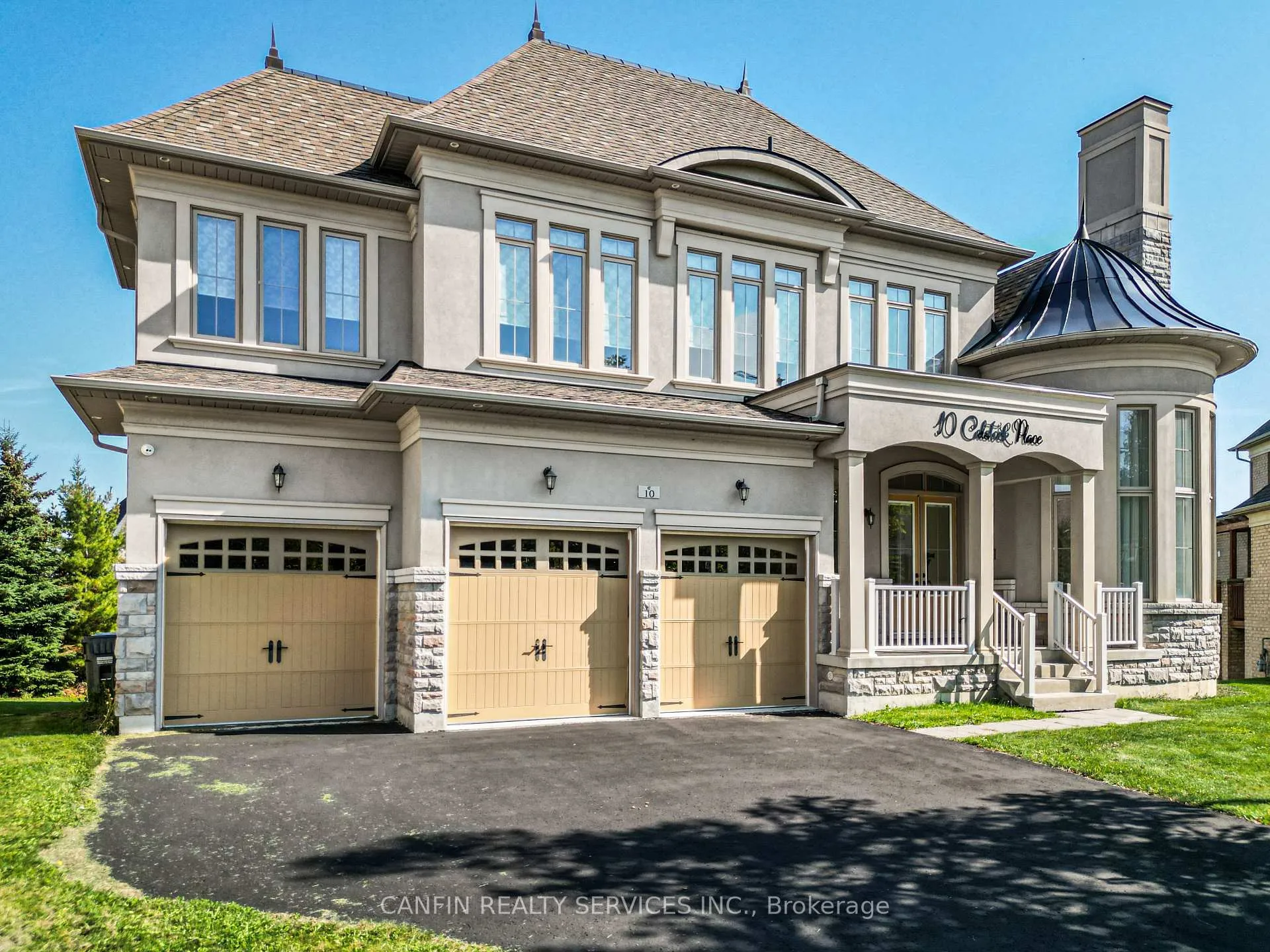 Photo 2 of 10 Calstock Place, Brampton, Credit Valley — HOMEH