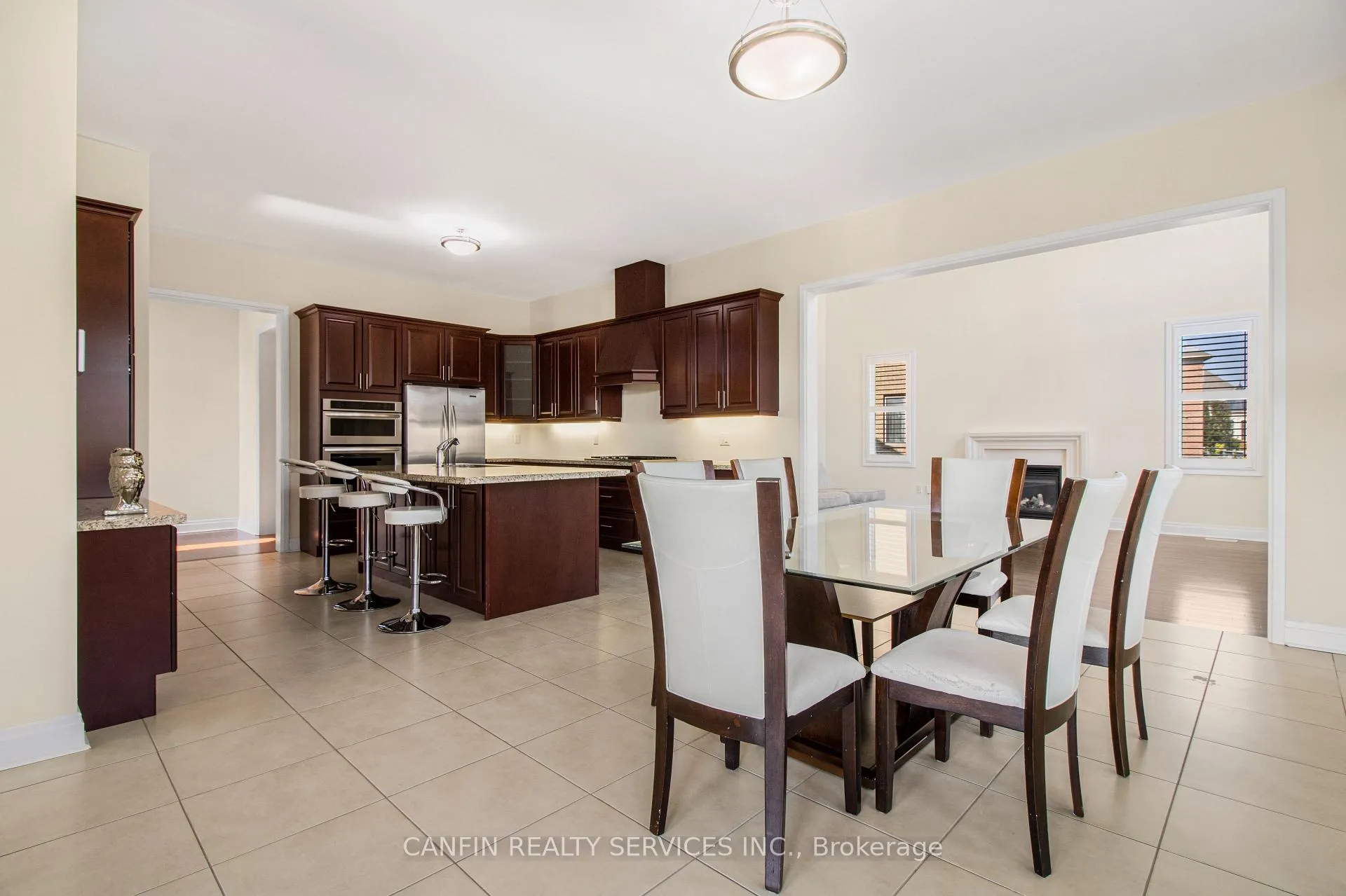 Photo 6 of 10 Calstock Place, Brampton, Credit Valley — HOMEH