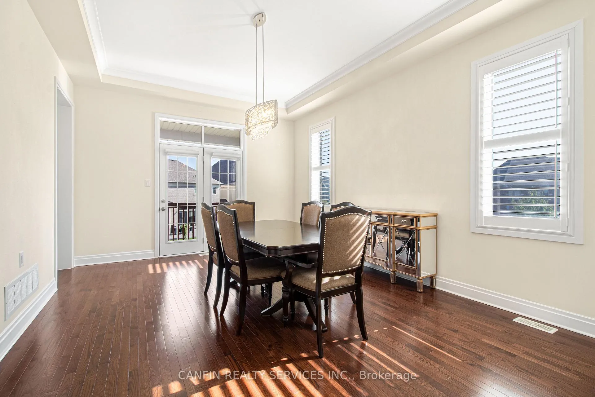 Photo 8 of 10 Calstock Place, Brampton, Credit Valley — HOMEH