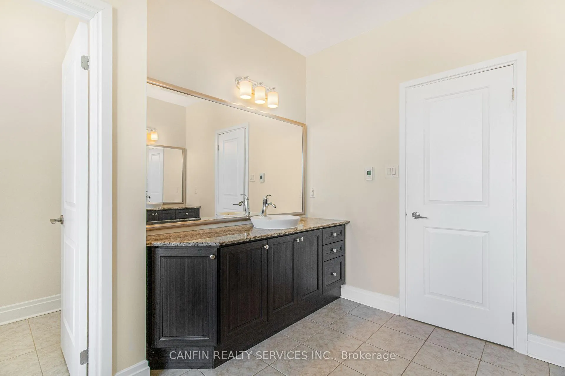 Photo 24 of 10 Calstock Place, Brampton, Credit Valley — HOMEH