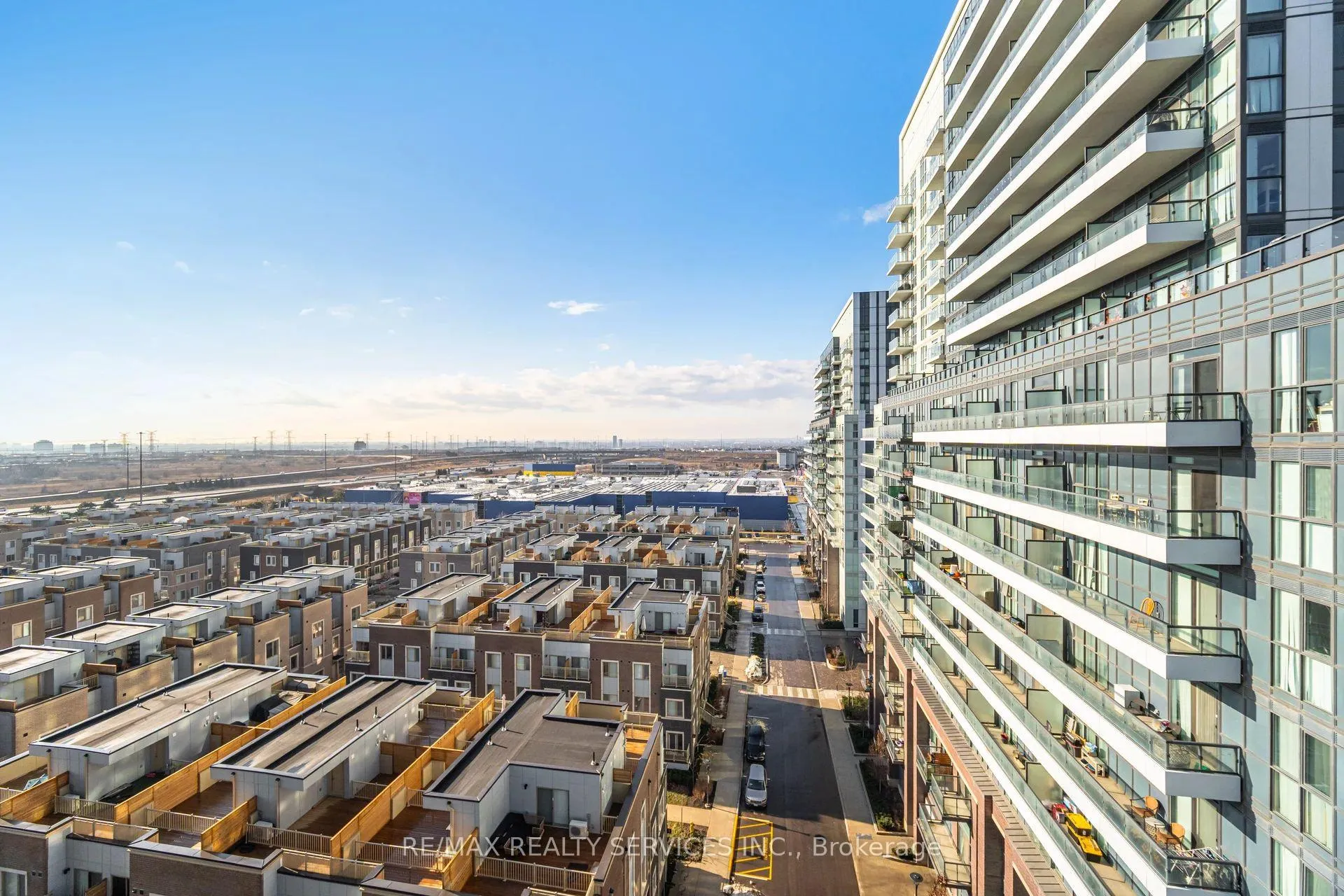 Photo 34 of Unit 1007, 60 Honeycrisp Crescent, Vaughan, Vaughan Corporate Centre — HOMEH
