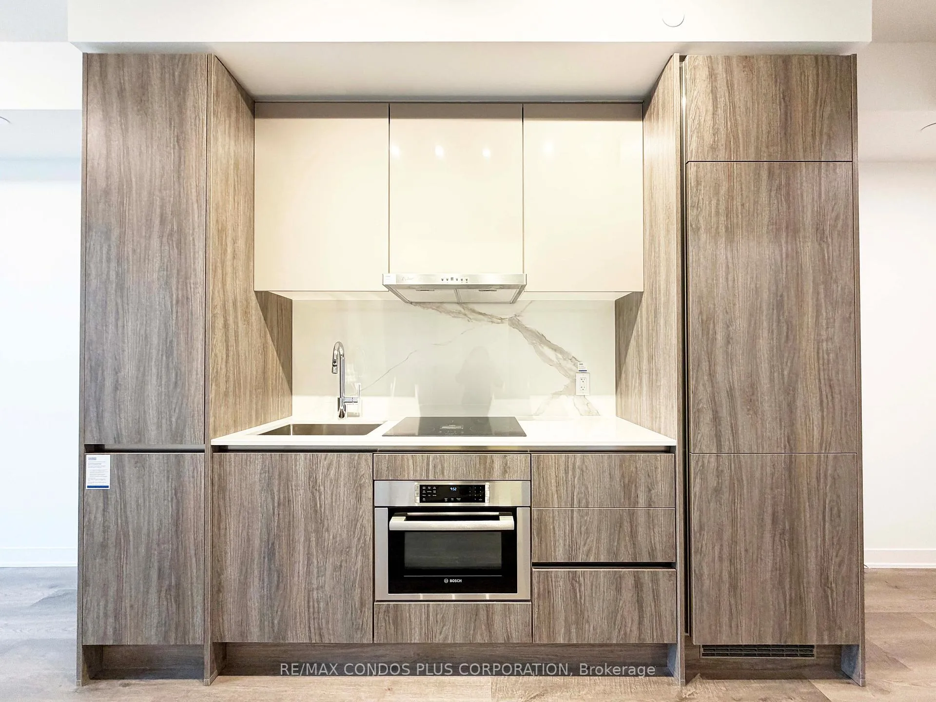 Photo 9 of Unit 2215, 180 Front Street E, Toronto, Moss Park — HOMEH