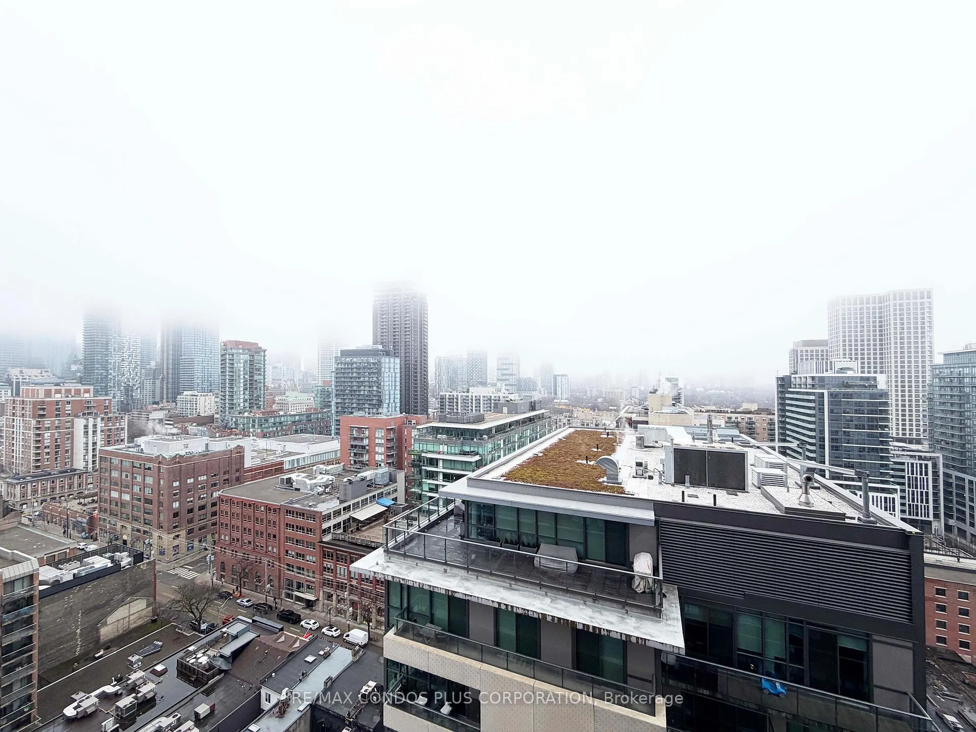 Photo 15 of Unit 2215, 180 Front Street E, Toronto, Moss Park — HOMEH