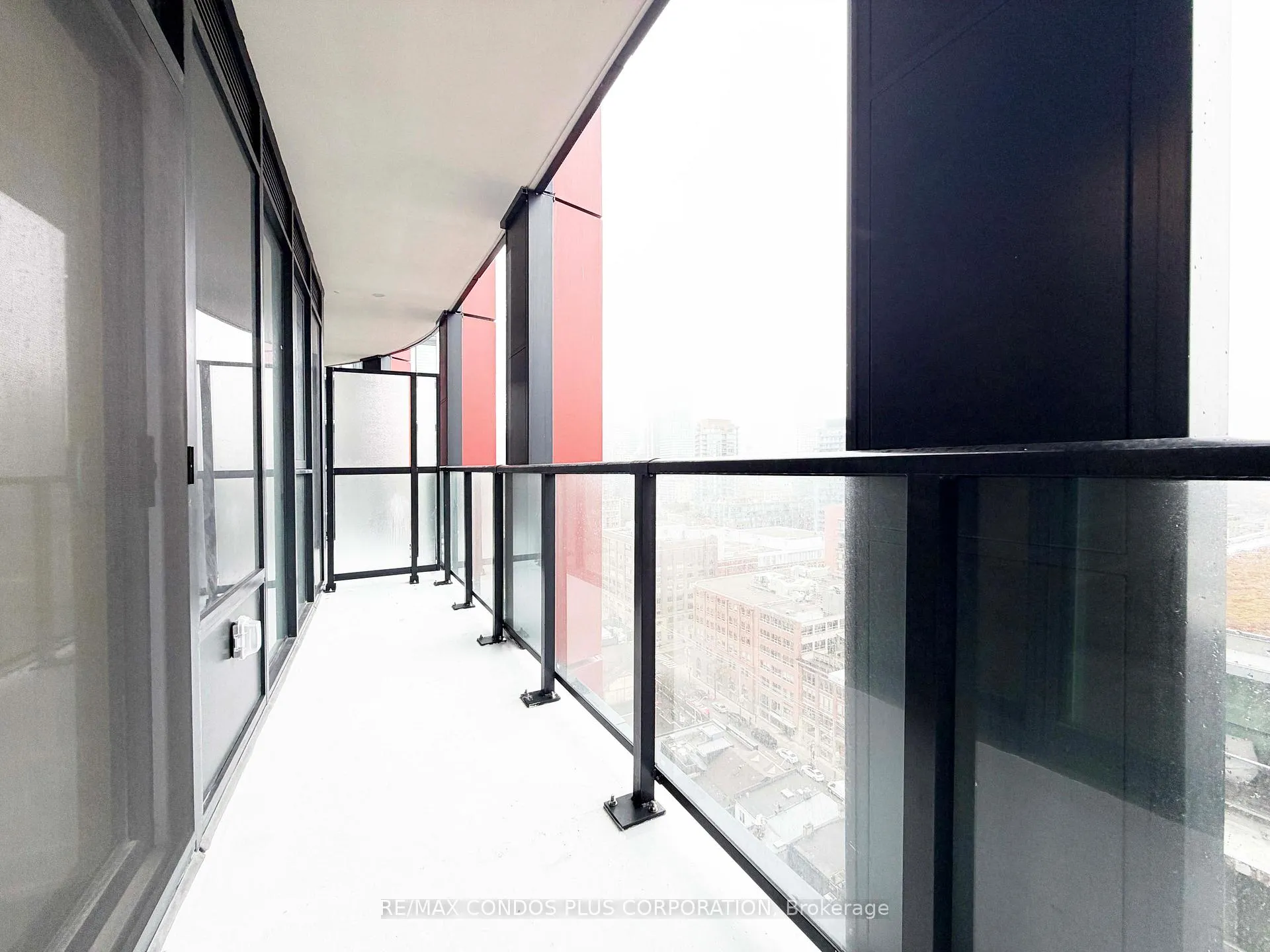 Photo 16 of Unit 2215, 180 Front Street E, Toronto, Moss Park — HOMEH