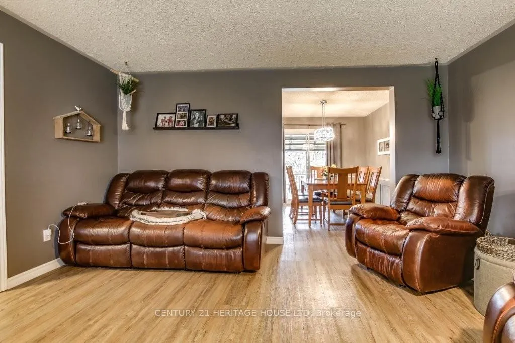 Photo 5 of 1 Massey Drive, St. Thomas — HOMEH